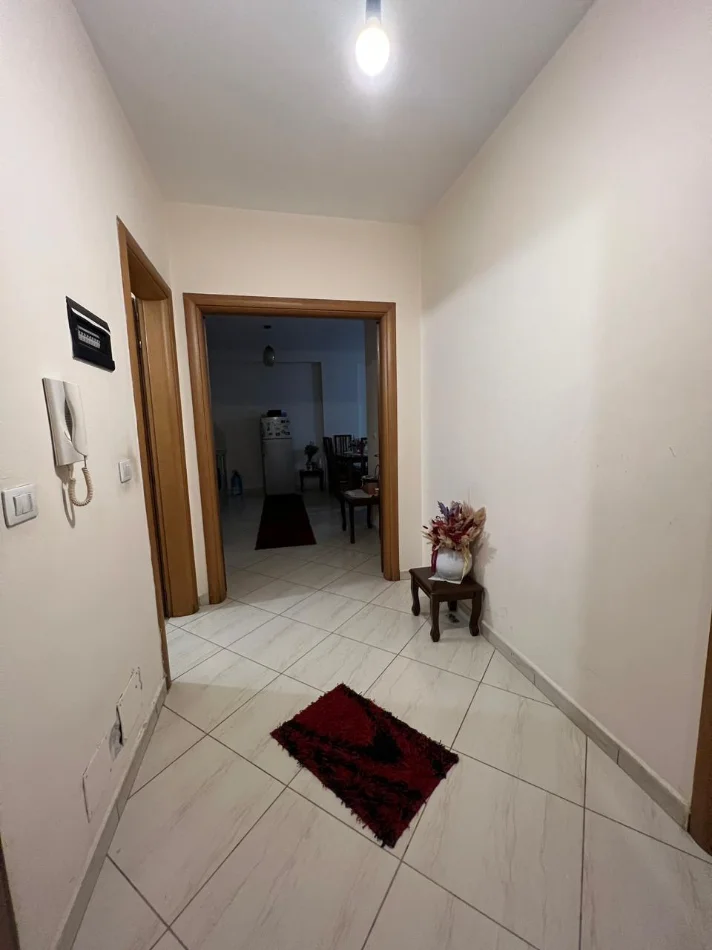 Tirane, shitet apartament 2+1+Ballkon Kati 1, 89 m² 170.000 € (Aleksandri i Madh)