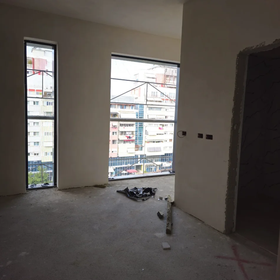 Tirane, shitet apartament 2+1 Kati 6, 116 m² 197.200 € (Laprake)