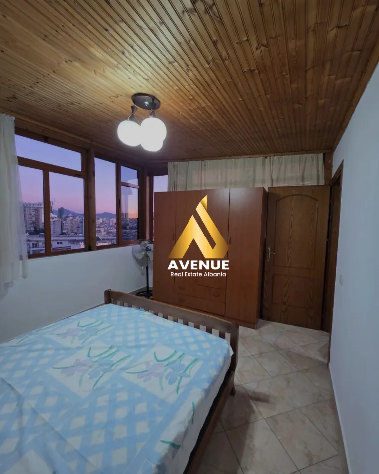 Tirane, jepet me qera apartament 1+1 , 60 m² 410 € (rruga muzaket)