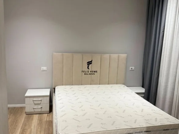 Tirane, jepet me qera apartament 1+1+Ballkon Kati 9, 70 m² 450 € (ASTIR)