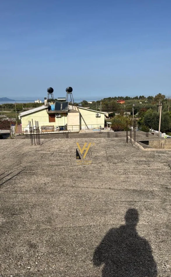 Vlore, shitet Godine 2 Katshe Kati 0, 585 m² 235.000 € (ORIKUM)