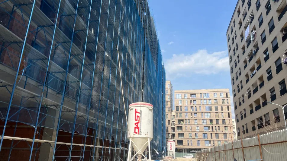 🏠SHITET: 2+1+2📍Ish Fusha e Aviacionit (Mei's Residence) - 207,000€ - K.2 - 134m² - 1550€/m²🔥|| Hapesira te gjelberta dhe Park si pjese e Kompleksit