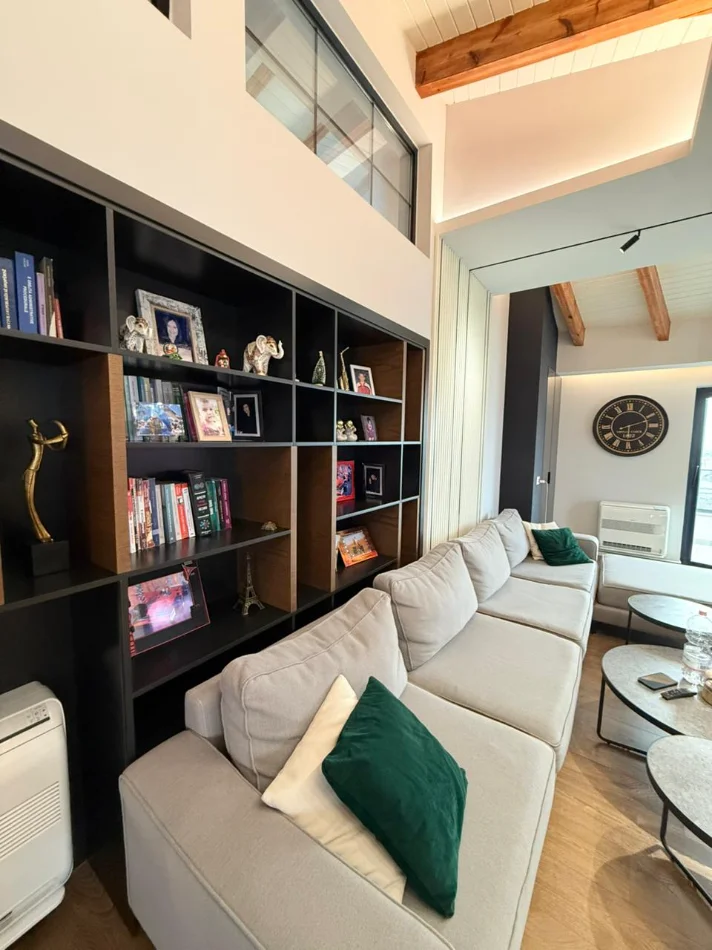 Tirane, shitet apartament 3 Katshe , 600 m² (LIQENI I THATE)