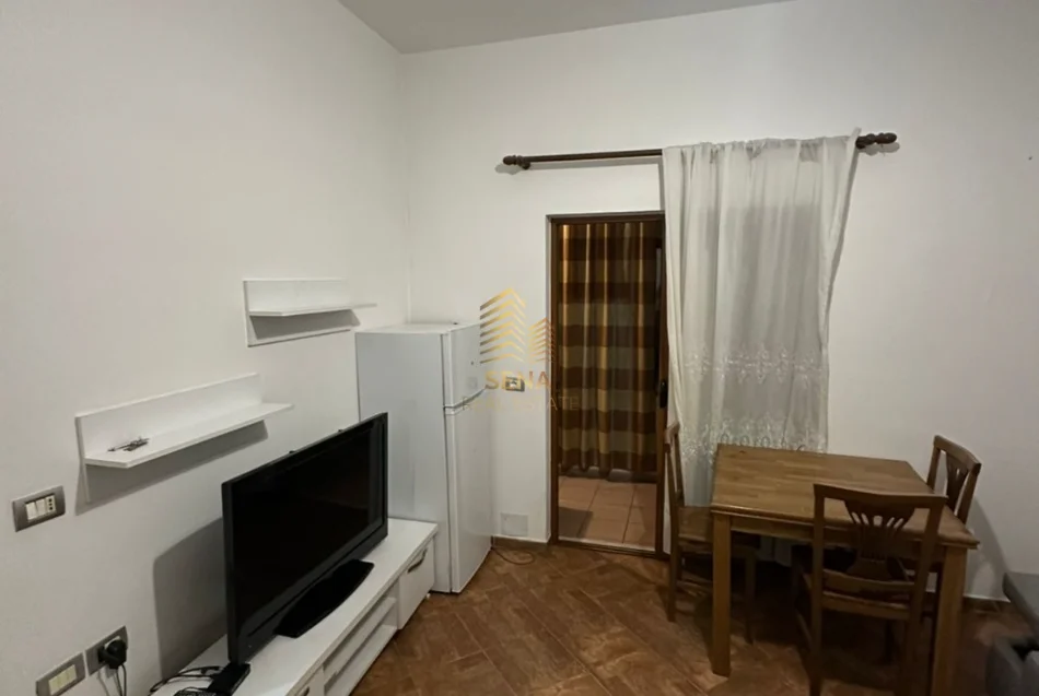 Tirane, jepet me qera apartament 1+1 Kati 2, 60 m² 350 € (Siri Kodra)