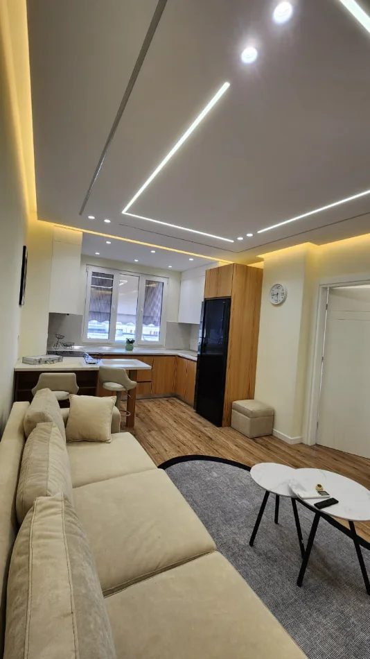 Tirane, jepet me qera apartament 1+1+Ballkon Kati 6, 72 m² 600 € (rruga jordan misja)