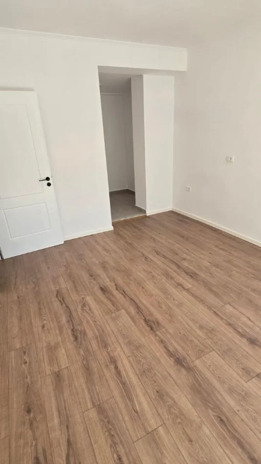 Tirane, shitet apartament 1+1 Kati 7, 54 m² 115.000 € (don bosko)