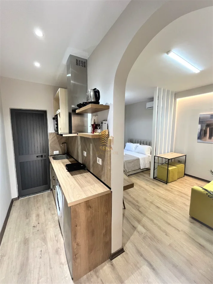 Shitet Garsoniere e investuar per Airbnb, Ish Ekspozita, 11.500.000 Leke