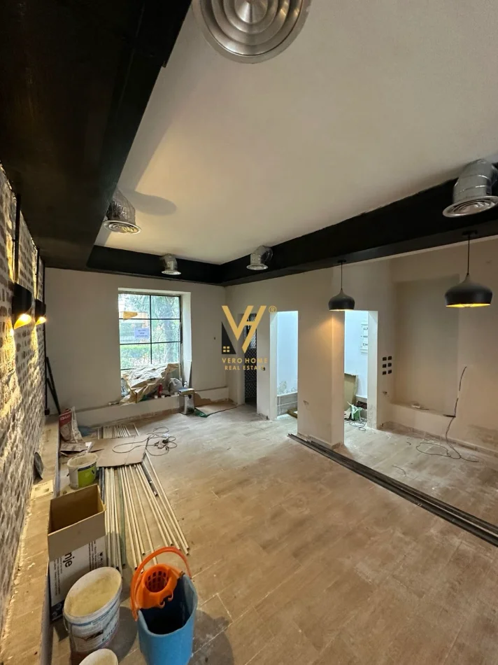 Tirane, jepet me qera ambjent biznesi Kati 0, 86 m² 1.100 € (VASIL SHANTO)