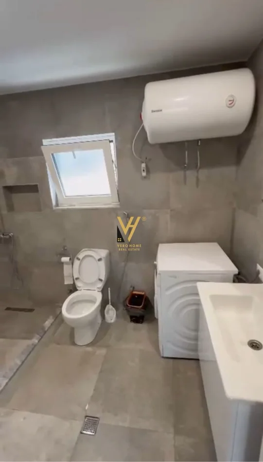 Tirane, jepet me qera garsonier Kati 4, 50 m² 420 € (JORDAN MISJA)