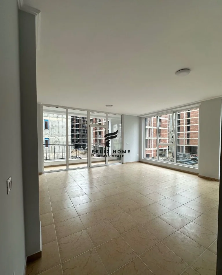 Tirane, jepet me qera zyre Kati 2, 120 m² 1.500 € (STACIONI TRENIT)