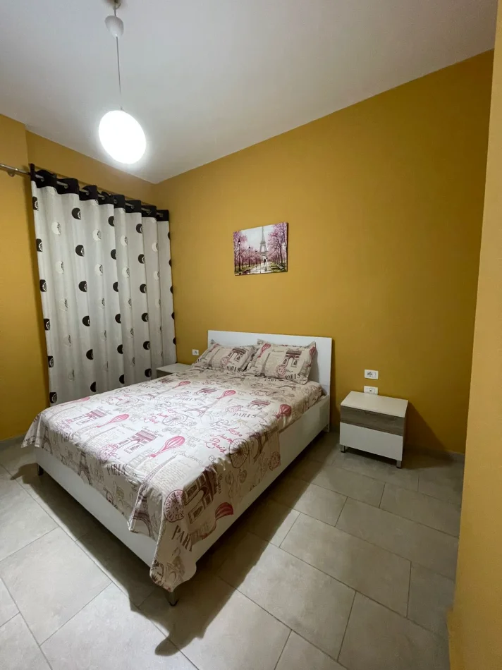 Tirane, jepet me qera apartament 1+1 Kati 2, 70 m² 600 € (SQUARE 21)