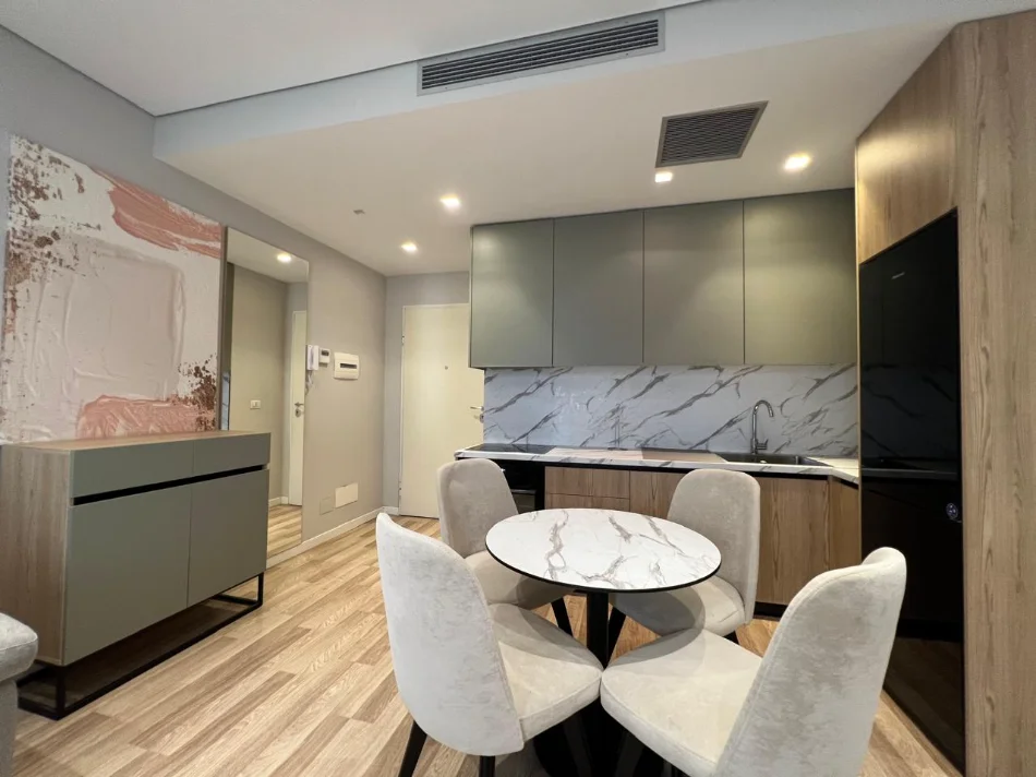 Tirane, jepet me qera apartament 1+1 Kati 4, 500 € 