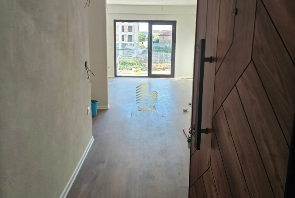 Tirane, shitet apartament 2+1+Ballkon Kati 2, 98 m² 161.000 € (Porcelan, Rezidenca KinoBlock)