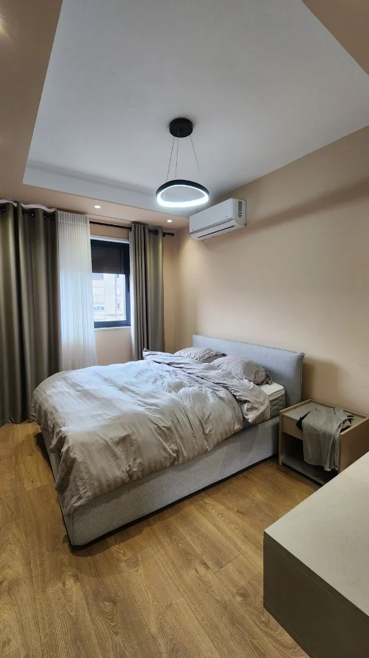 shitet apartament 2+1 Kati 3, 117 m² 370.000 € (rruga e durrsit)