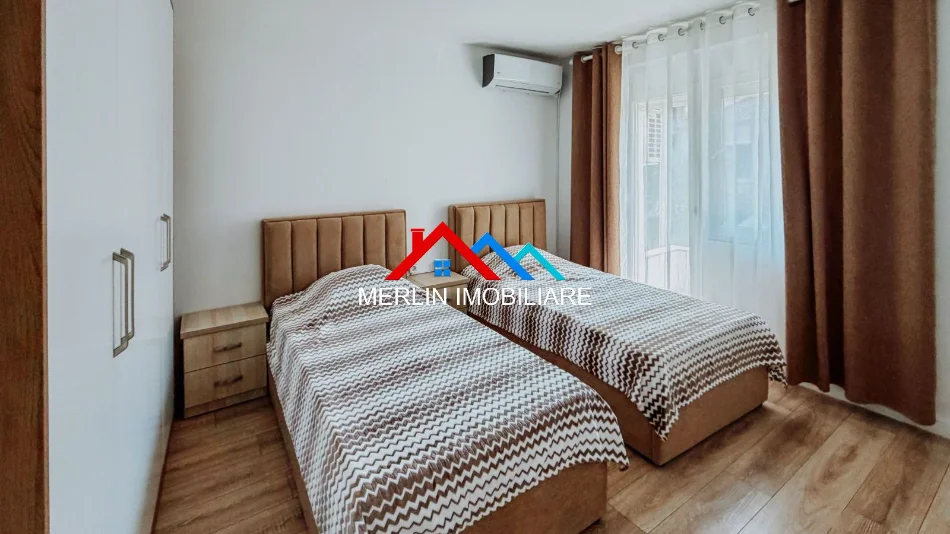 Tirane, jepet me qera apartament 2+1+Ballkon Kati 2, 110 m² 939 € (RRUGA RESHIT COLLAKU,MYSLYM SHYRI)