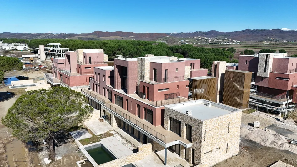 Durres, shitet apartament 1+1+Ballkon Kati 2, 62 m² 191.290 € (Gjiri i Lalzit)