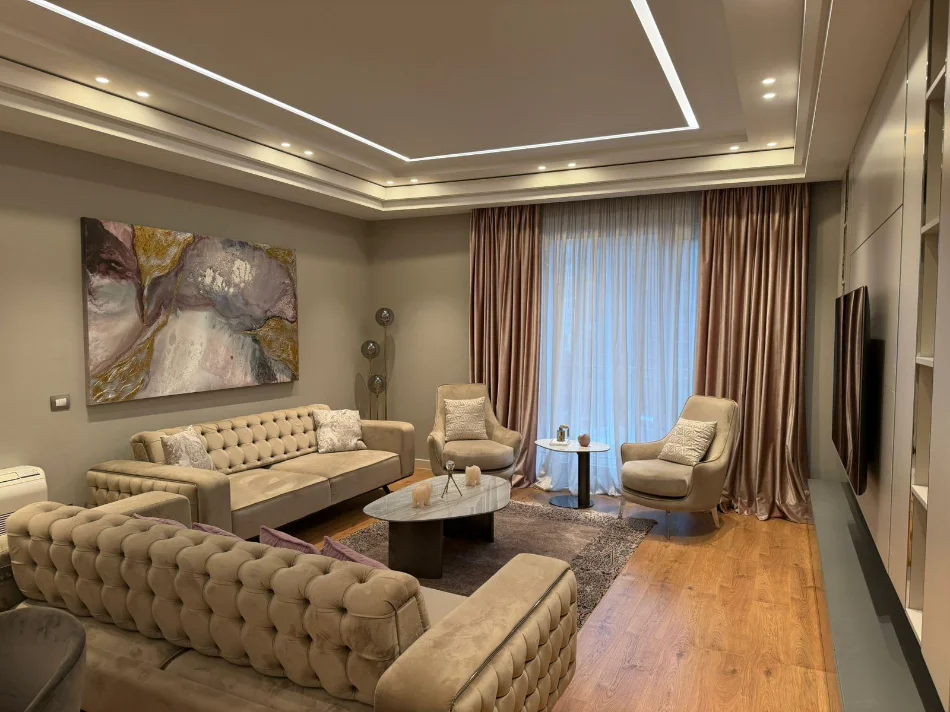 Tirane, shitet apartament 3+1 Kati 3, 355.000 € 