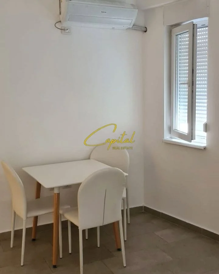 Tirane, jepet me qera apartament 1+1 Kati 4, 63 m² 550 € (ISH PARKU)