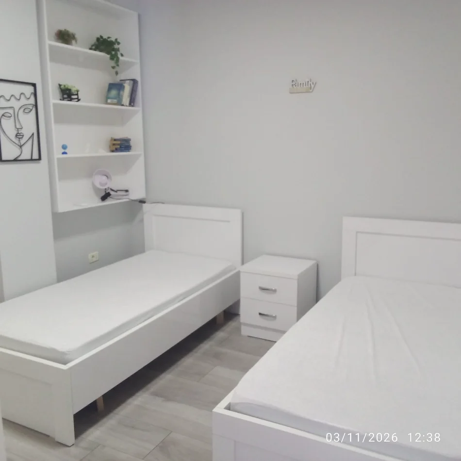 Tirane, shitet apartament 2+1+Aneks+Ballkon Kati 5, 115 m² 267.000 € (Rruga Frosina Plaku)