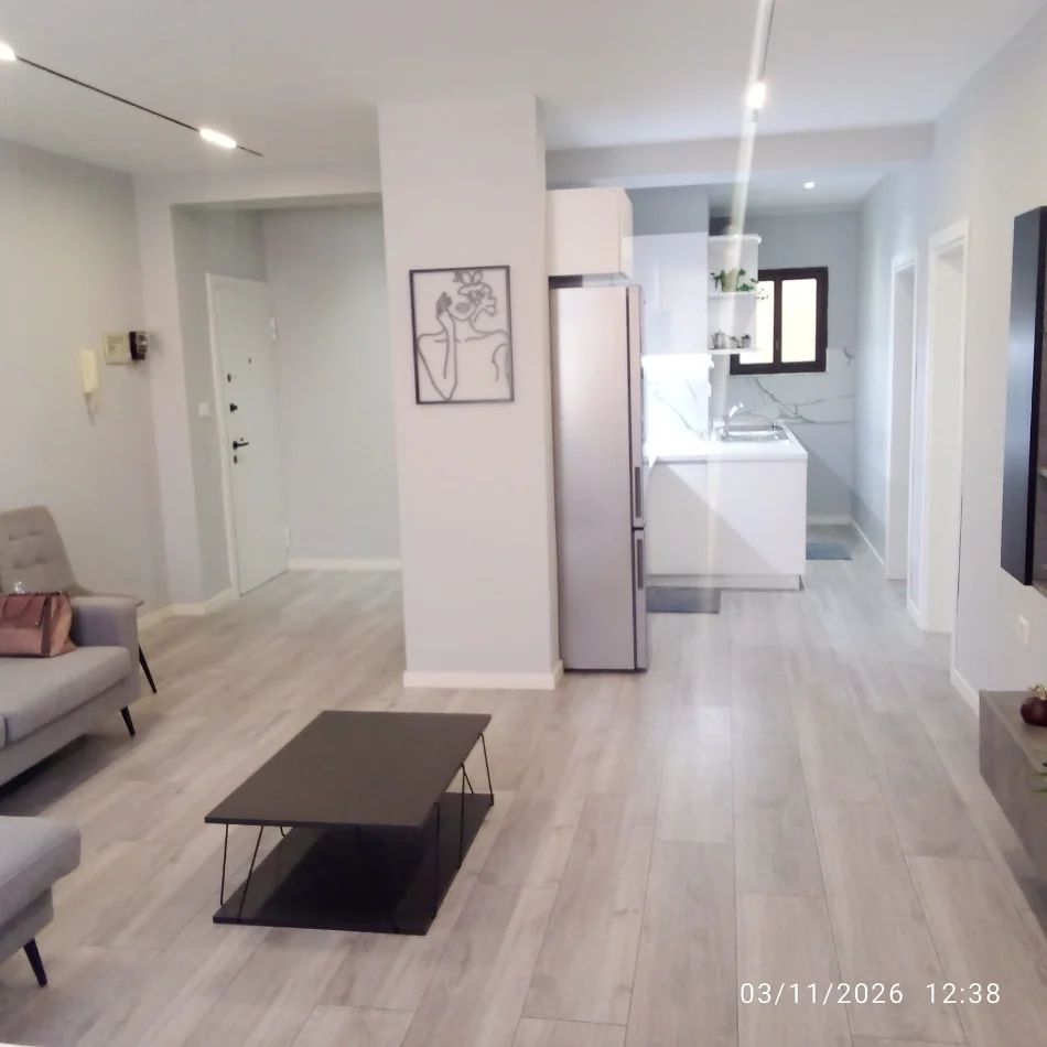 Tirane, shitet apartament 2+1 Kati 5, 90 m² 267.000 € (21 Dhjetori)