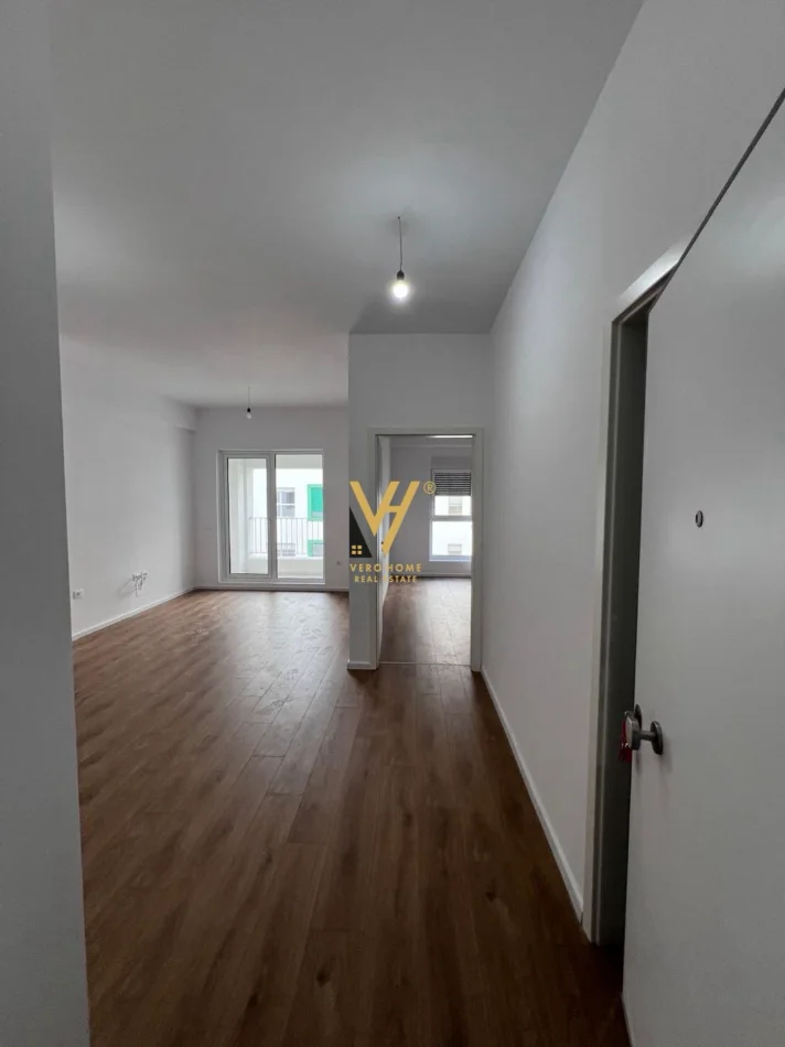 Tirane, shitet apartament 1+1+Ballkon Kati 6, 61 m² 115.000 € (ALI DEMI)