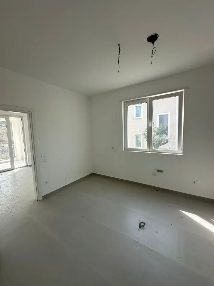 Tirane, shitet Vile 5+1+Ballkon , 520 m² 1.050.000 € (TEG)