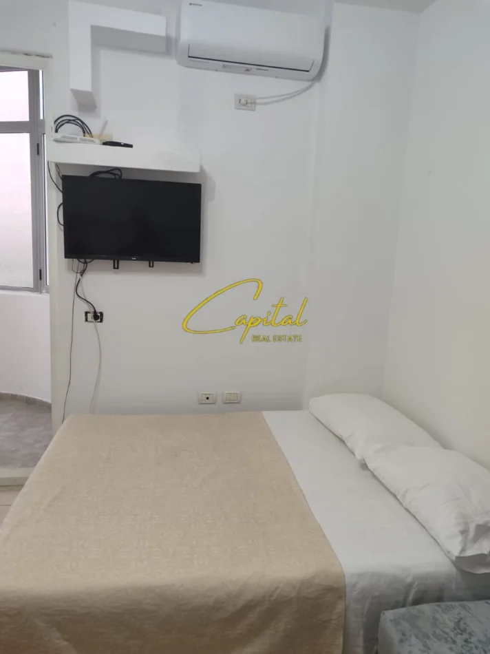 Tirane, jepet me qera apartament 1+1 Kati 1, 36 m² 250 € (FRESKU)