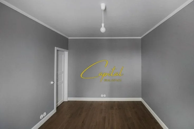 Tirane, jepet me qera dyqan Kati 0, 17 m² 350 € (RRUGA FORTUZI)