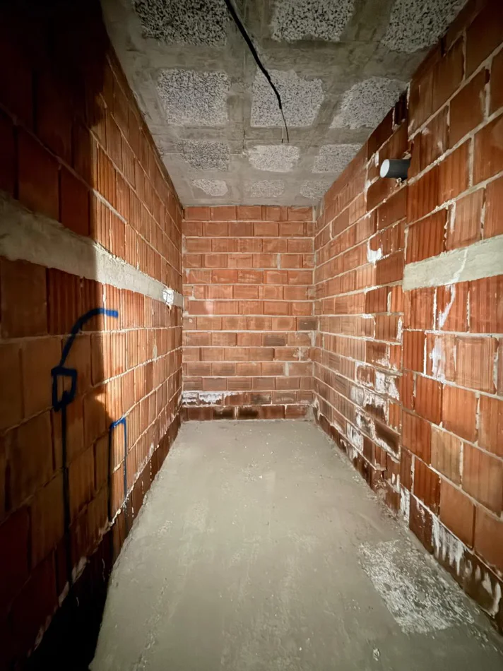 Tirane, shitet apartament 2+1+Ballkon Kati 6, 110 m² 150.000 € (Ali Demi)