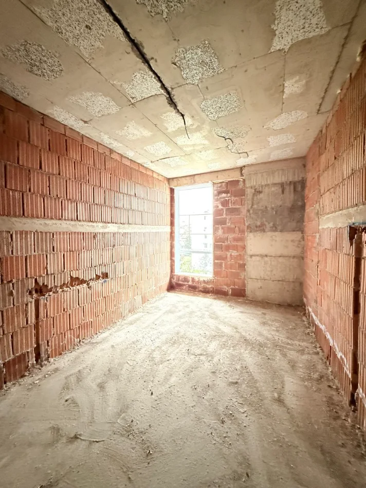 Tirane, shitet apartament 2+1+Ballkon Kati 6, 110 m² 150.000 € (Ali Demi)