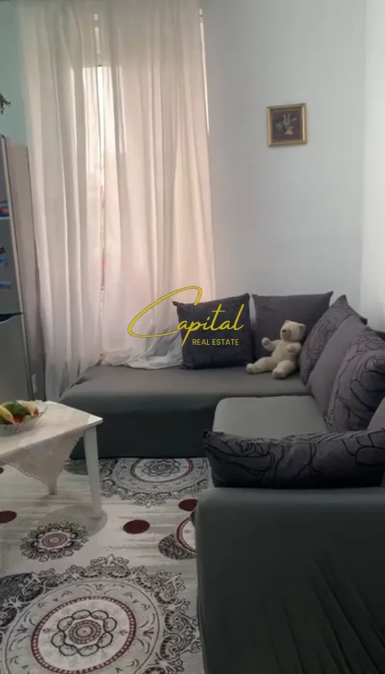 Tirane, jepet me qera apartament 1+1 Kati 5, 45 m² 500 € (ISH BLLOKU)