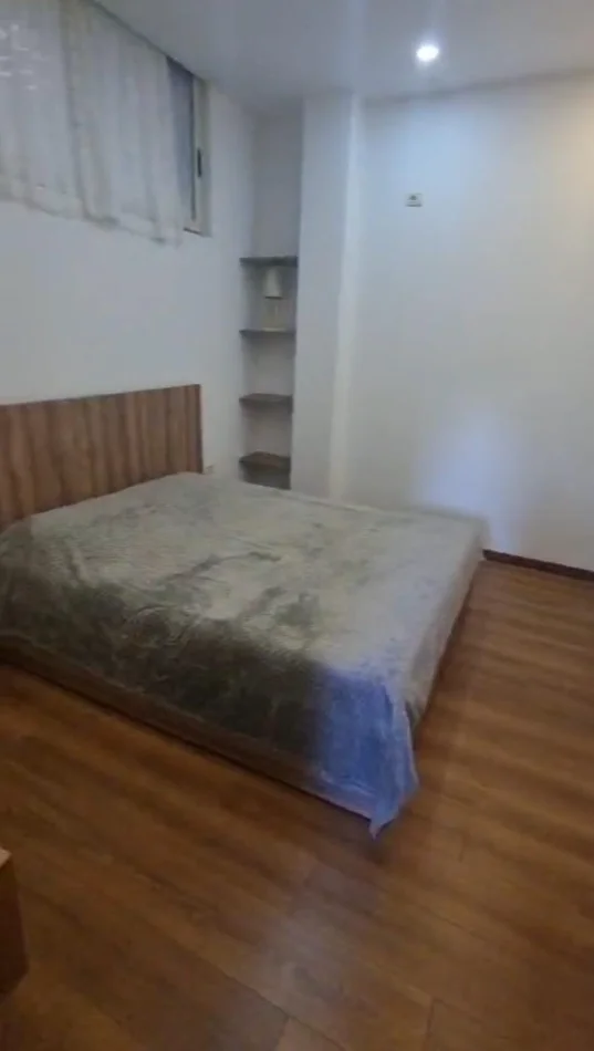 Tirane, jepet me qera apartament 1+1 Kati 1, 65 m² 600 € (9-Kateshet)