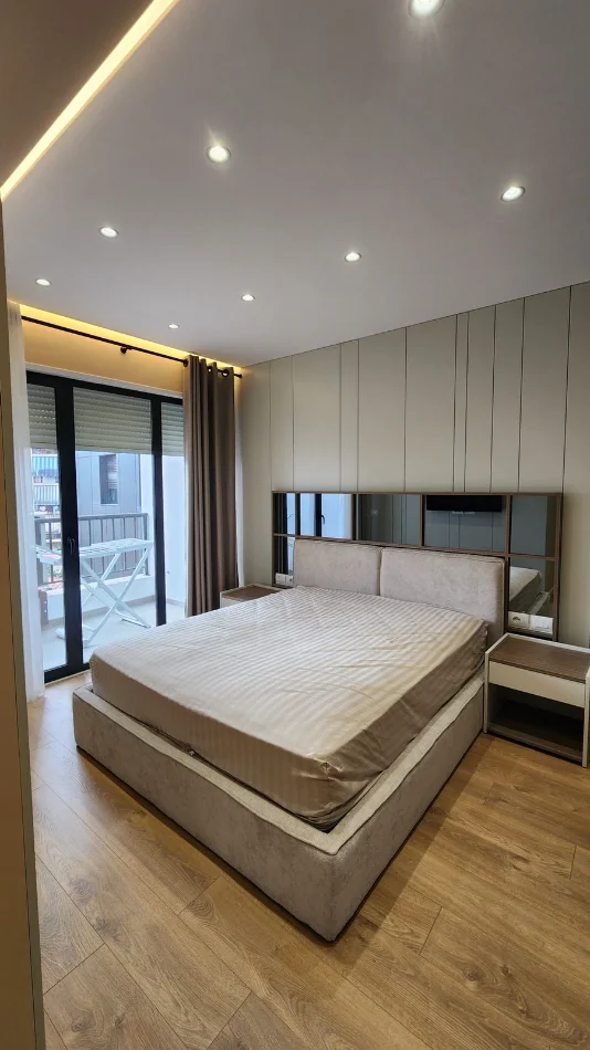 Tirane, shitet apartament 2+1 Kati 3, 117 m² 335.000 € (Rruga e Durresit)