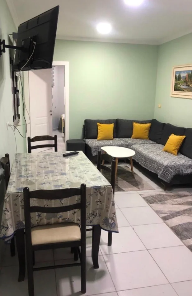 Tirane, jepet me qera apartament 1+1 Kati 5, 65 m² 500 € 