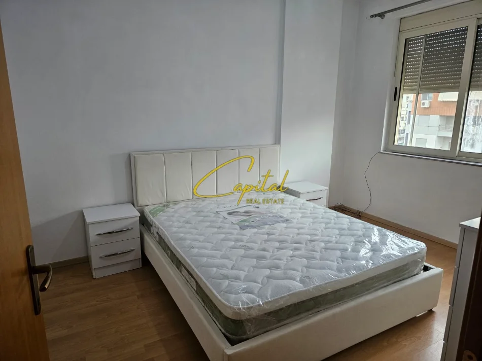 Tirane, jepet me qera apartament 2+1 Kati 7, 111 m² 500 € (ASTIR)