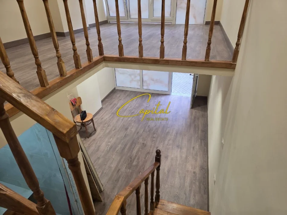 Tirane, shitet dyqan Kati 0, 54 m² 700.000 € (ASTIR)