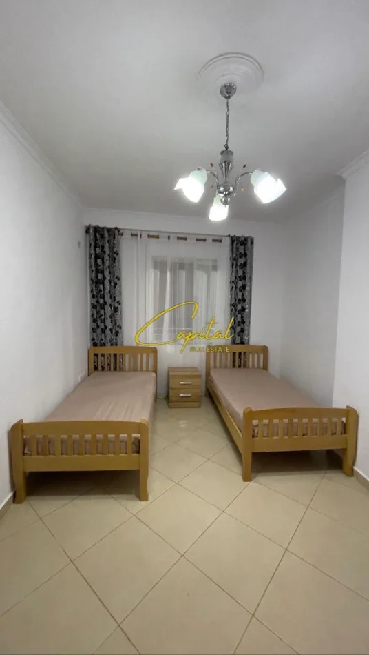 Tirane, jepet me qera apartament 2+1 Kati 3, 100 m² 450 € (ASTIR)