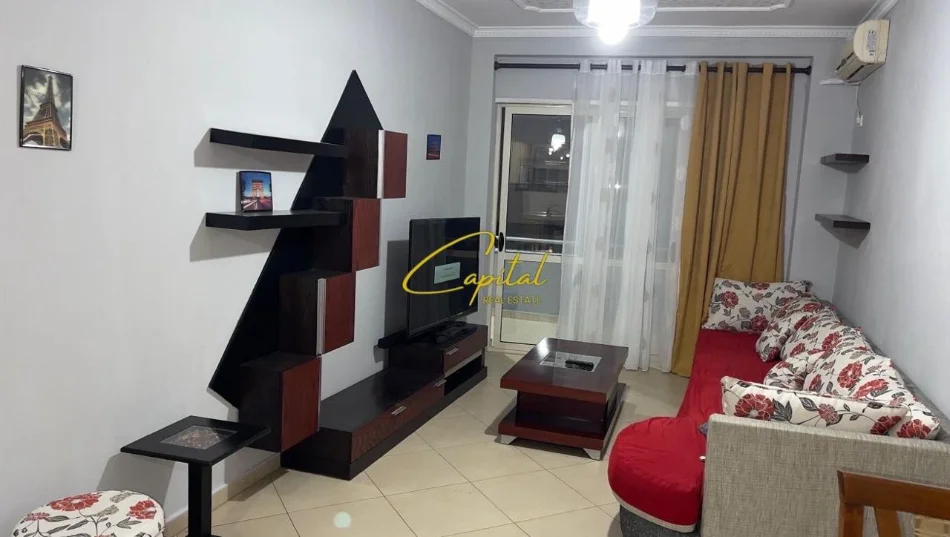 Tirane, jepet me qera apartament 2+1 Kati 3, 100 m² 450 € (ASTIR)