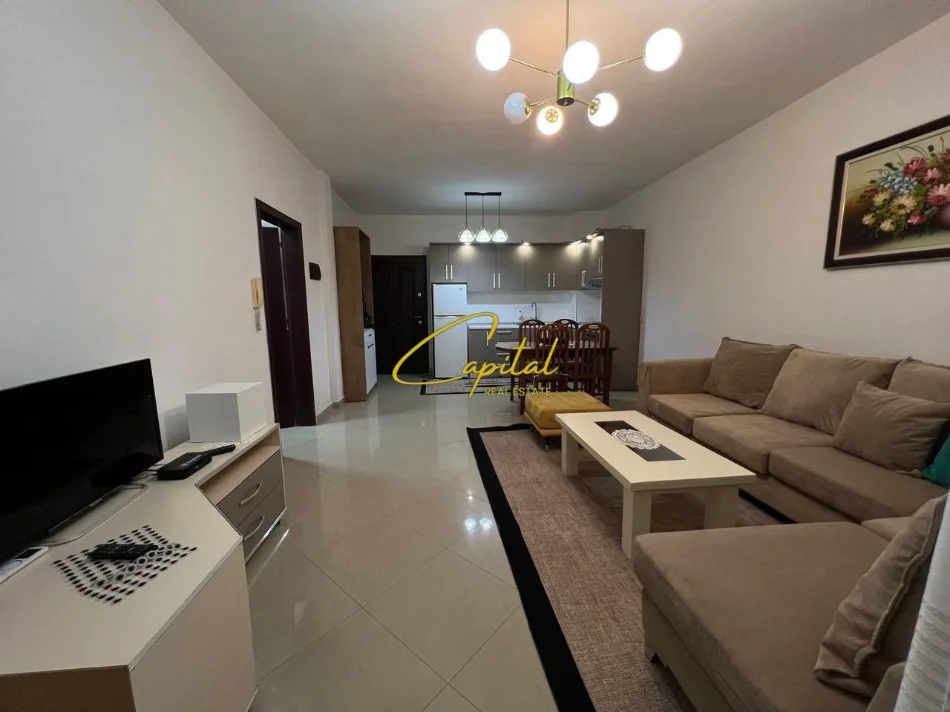 Tirane, jepet me qera apartament 1+1 Kati 5, 70 m² 400 € (ASTIR)