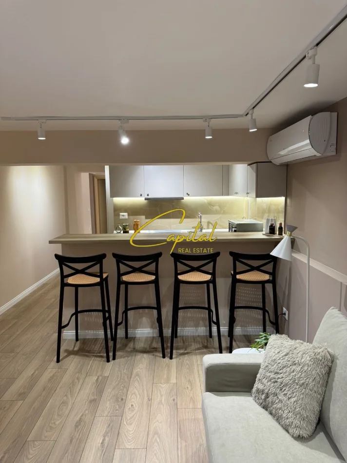 Tirane, jepet me qera Vile 2+1 Kati 1, 80 m² 650 € (RRUGA ALI VISHA)