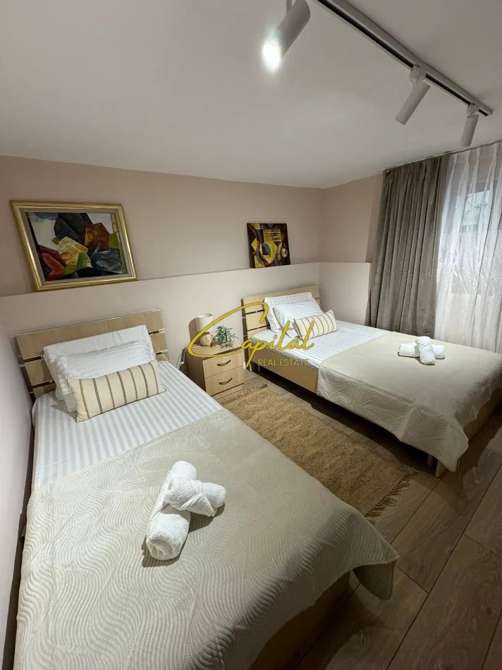 Tirane, jepet me qera Vile 2+1 Kati 1, 80 m² 650 € (RRUGA ALI VISHA)