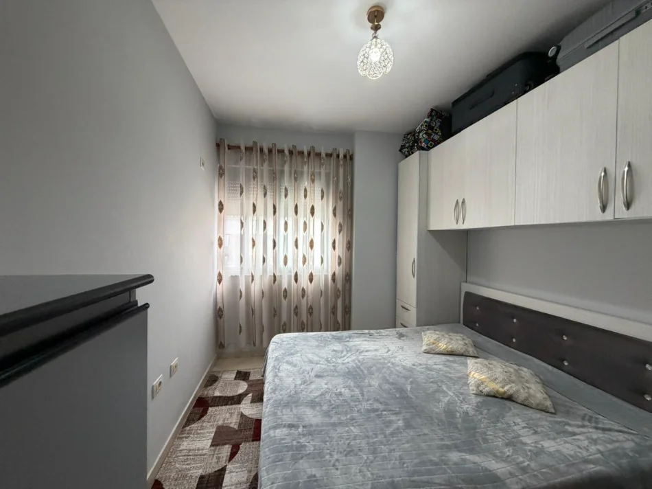 Tirane, shitet apartament 1+1 Kati 9, 52 m² 98.000 € (Rruga Mikel Maruli)