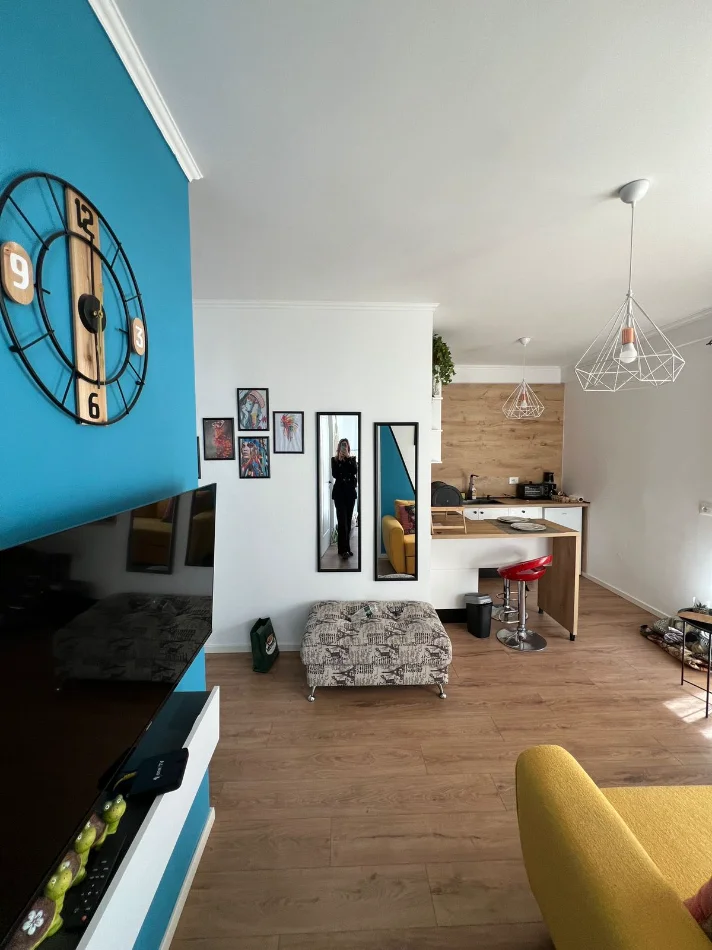 Tirane, jepet me qera apartament 1+1 Kati 4, 55 m² 500 € (Prokuroria e Tiranes)