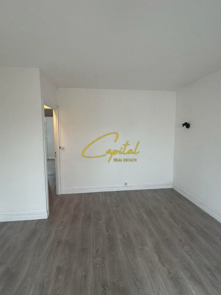 Tirane, jepet me qera ambjent biznesi Kati 0, 38 m² 900 € (PROKURORIA E TIRANES)