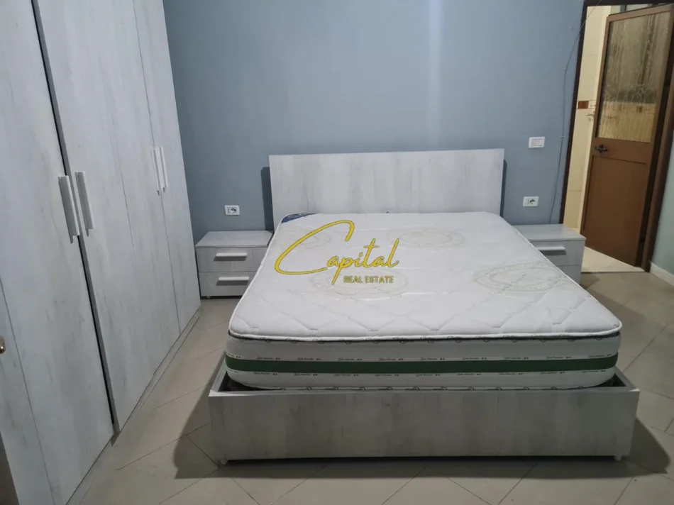 Tirane, jepet me qera apartament 2+1 Kati 3, 100 m² 500 € (ASTIR)