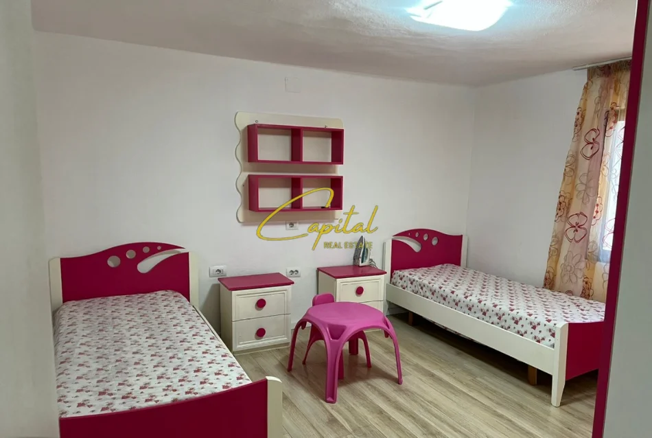 Tirane, jepet me qera shtepi 2+1 Kati 1, 70 m² 450 € (5 MAJI)