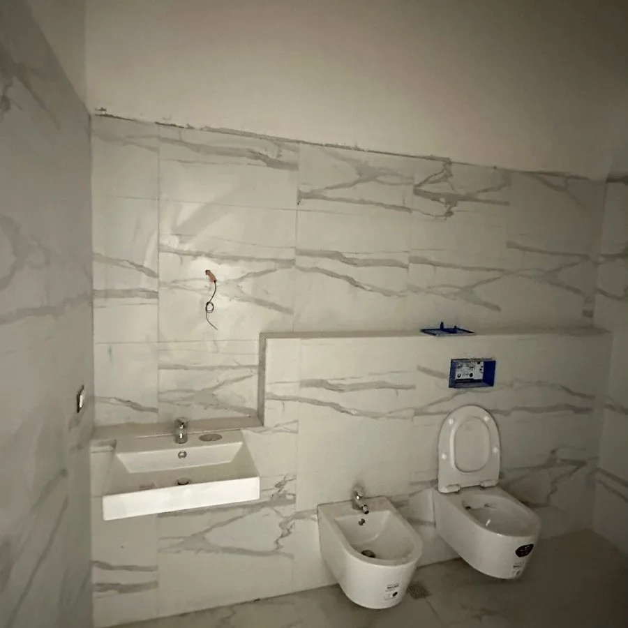 Tirane, shitet apartament 2+1+Ballkon , 125 m² (Porta Tirana e Re TEG)