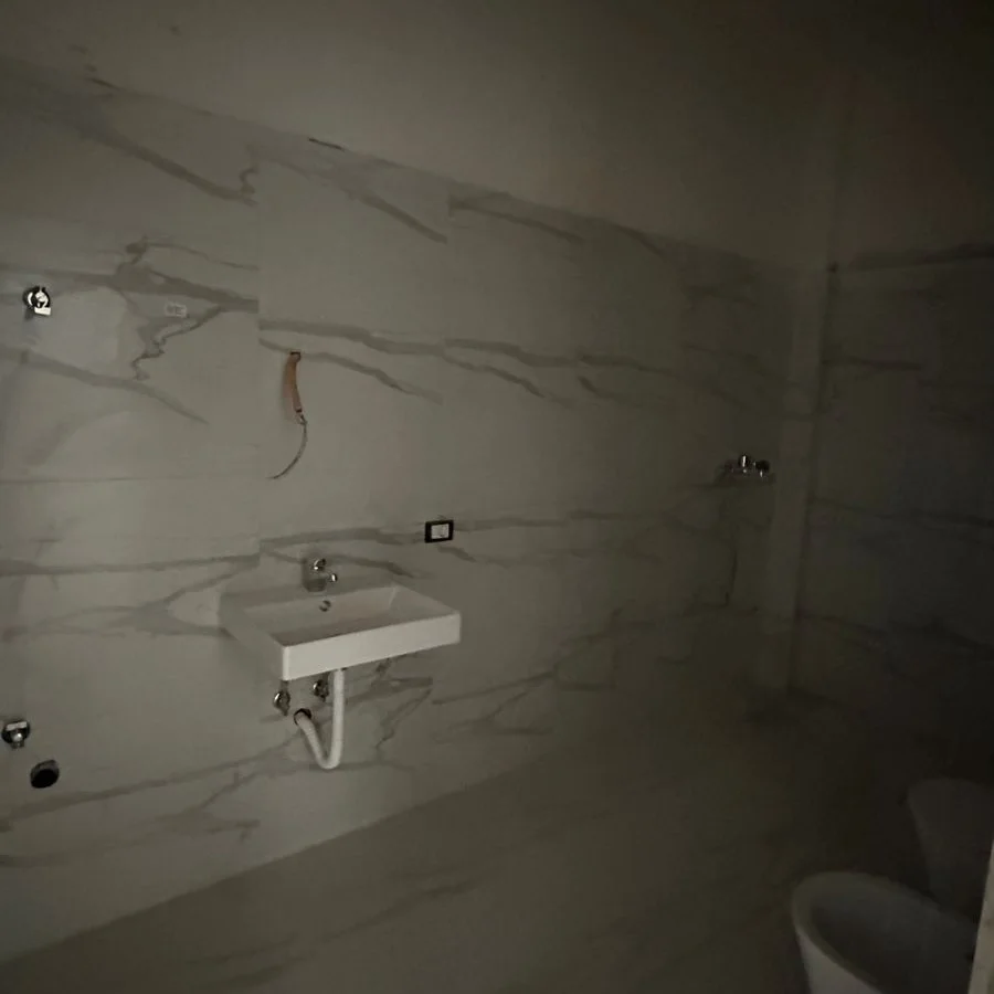Tirane, shitet apartament 2+1+Ballkon , 125 m² (Porta Tirana e Re TEG)