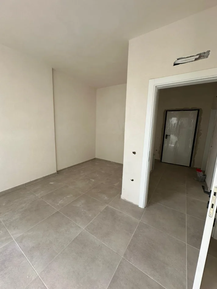 Durres, shitet apartament 2+1 Kati 3, 97 m² 