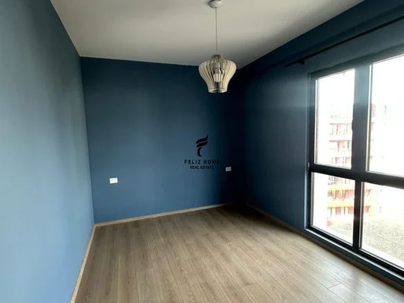 Tirane, jepet me qera zyre Kati 7, 70 m² 480 € (RRUGA E DIBRES)
